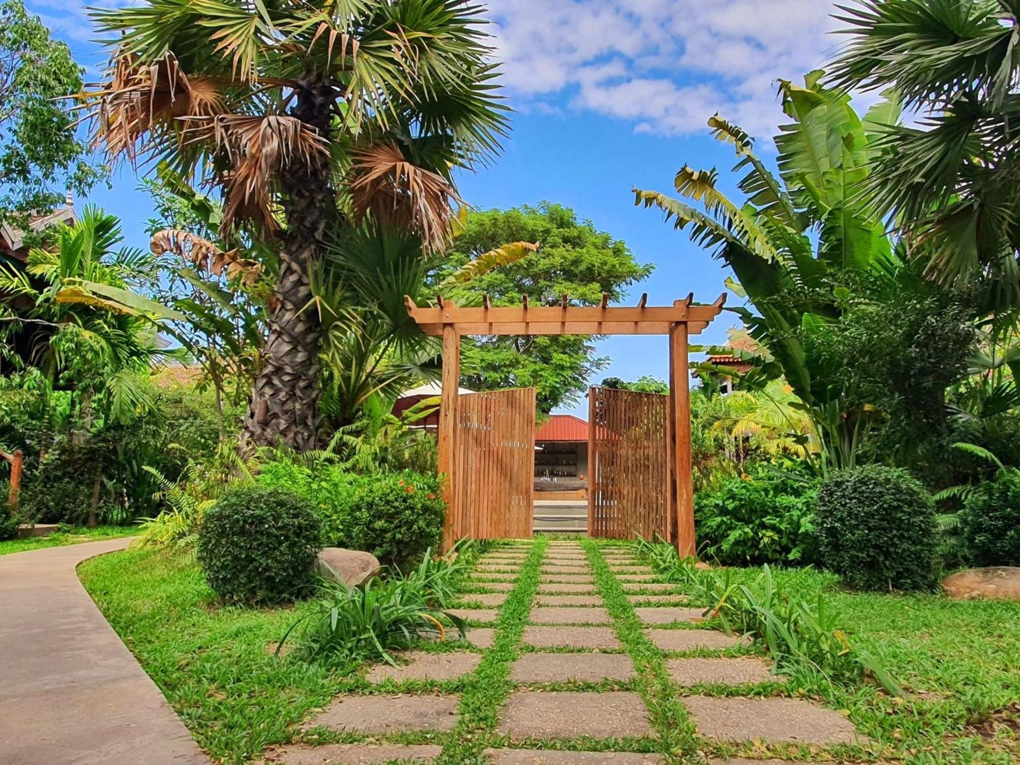 Phum Khmer Lodge - Village Cambodian Eco-Lodge Σιέμ Ρέαπ Εξωτερικό φωτογραφία